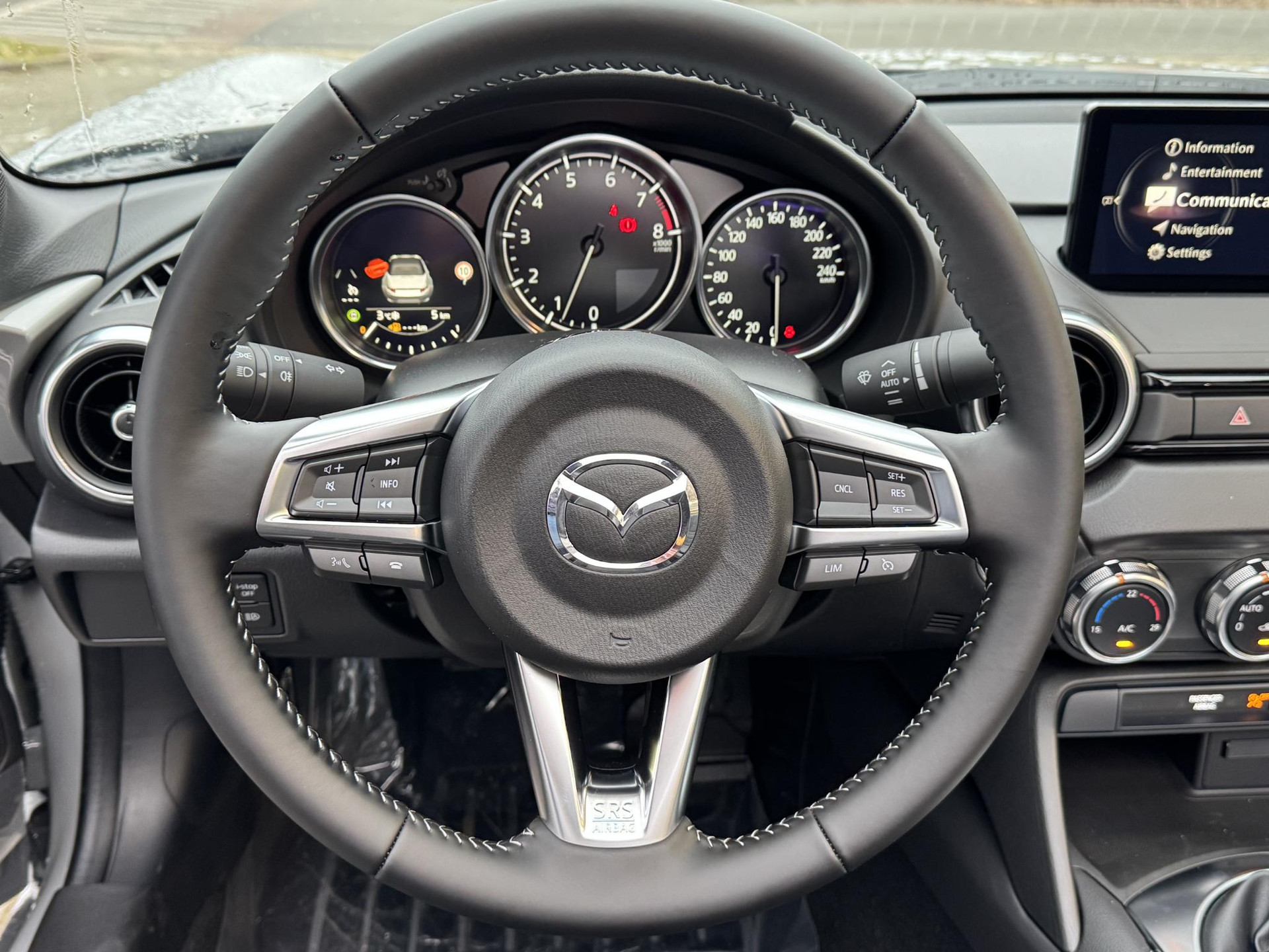 50965029-11.jpg