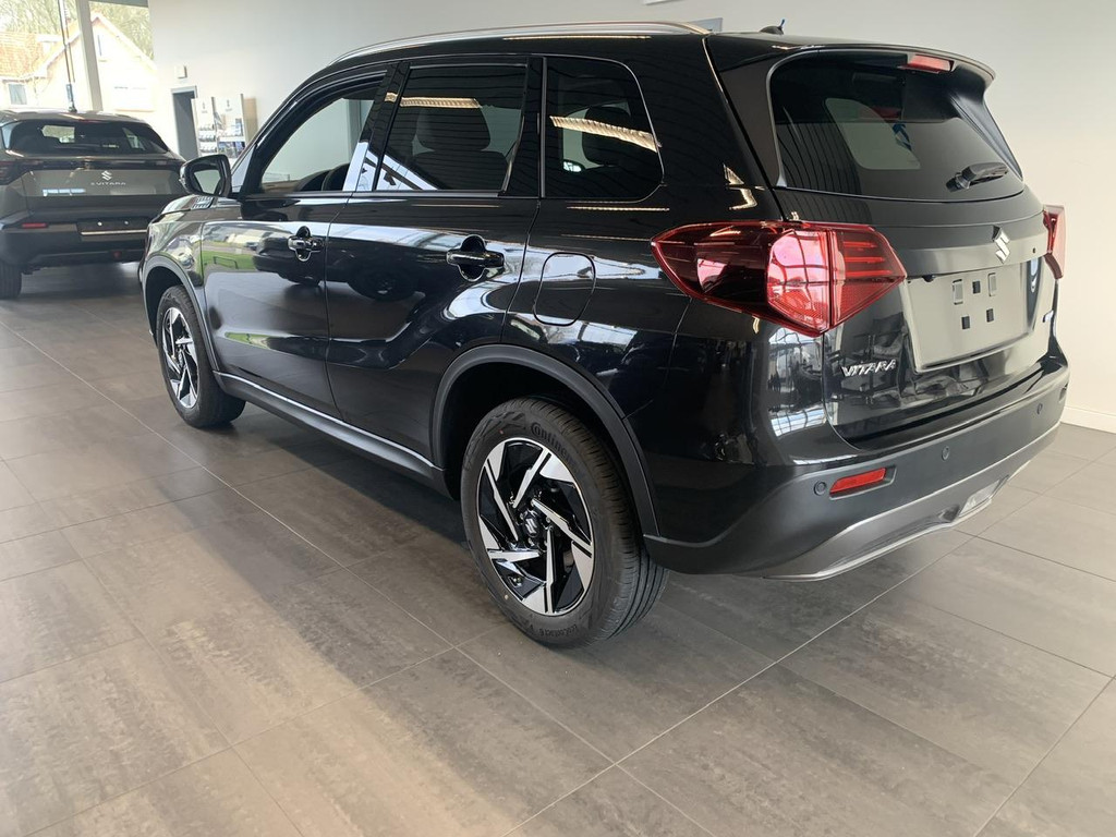 51038463-1.jpg