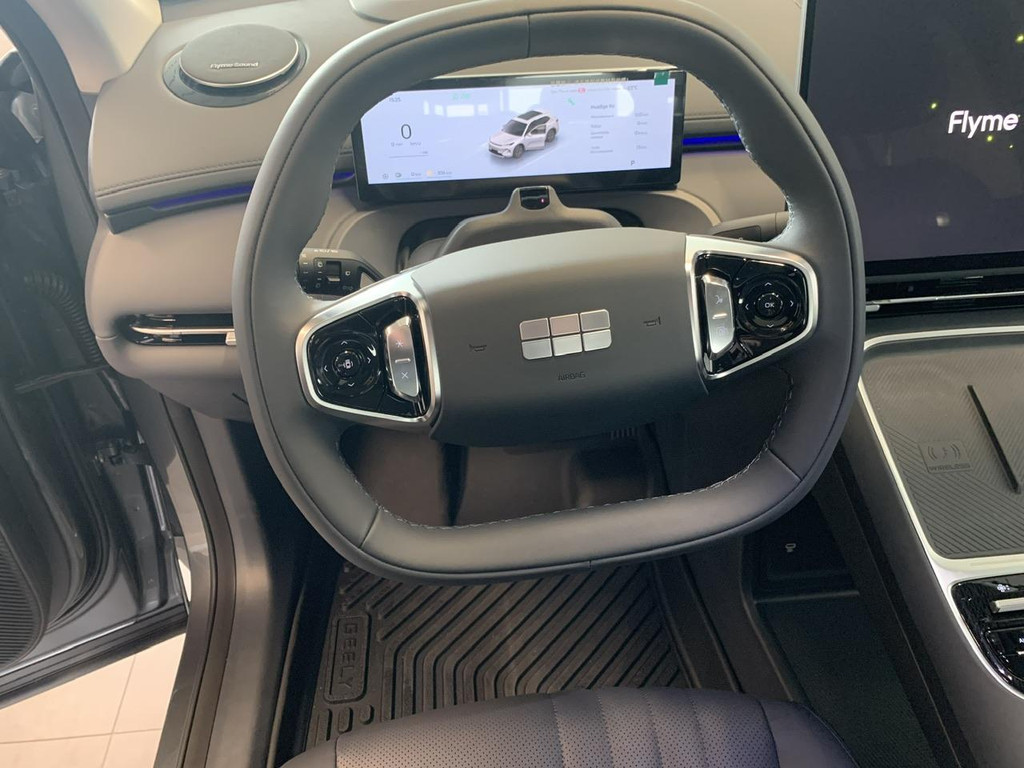 56633218-12.jpg